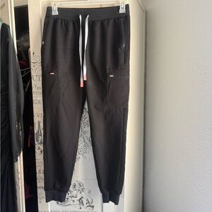 Very Gently Preowned Black Figs Zamora Neon Trimmed Scrub Pants